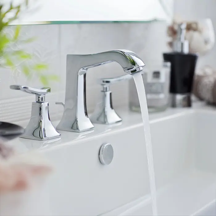 Kitchen-Faucet-Stock-Photo
